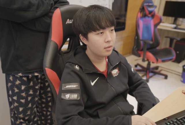 克西站了出 克西站了出