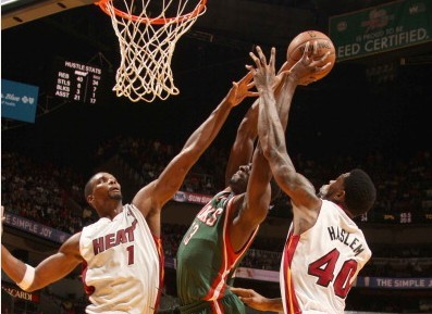 她凭借一次 她凭借一次